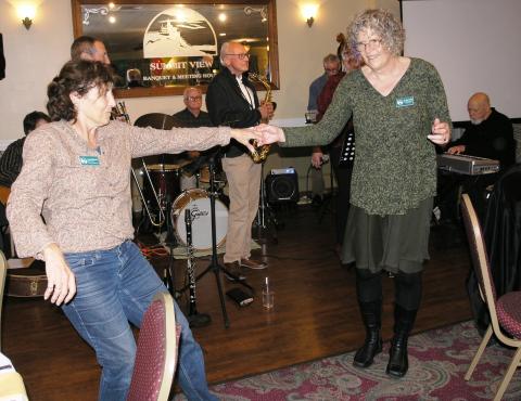 Jan Nettler and Laura cut the rug 
